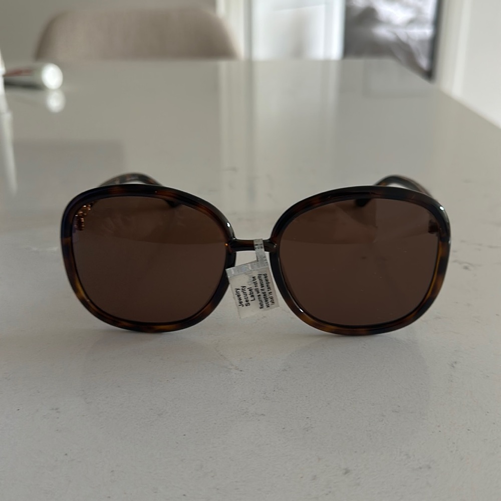 Gucci horsebit sunglasses women’s ***tags have been removed***